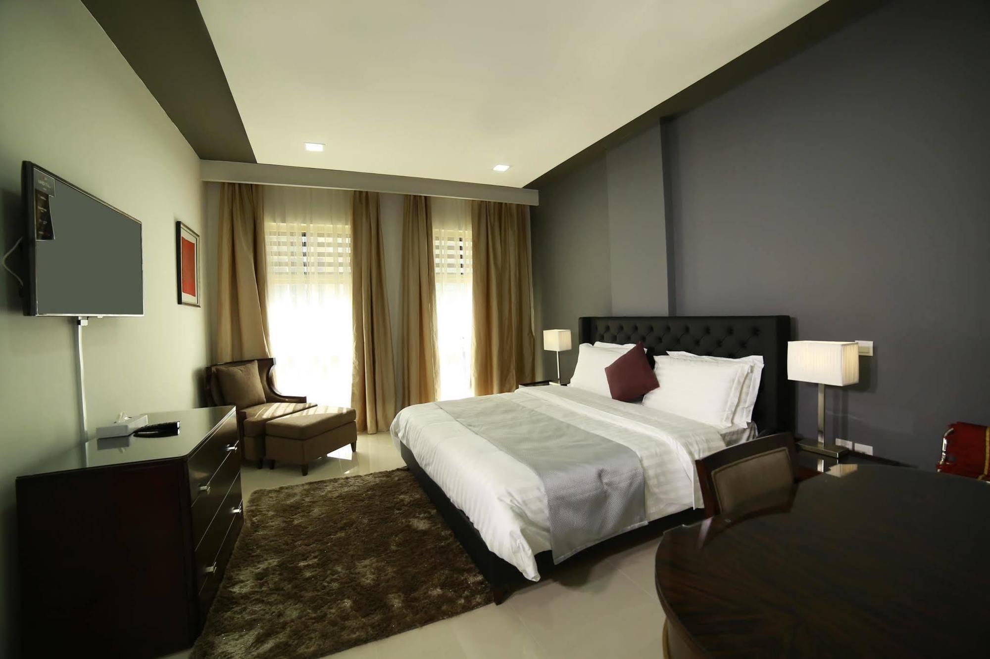 Seef Avenue Suites Manama Ngoại thất bức ảnh